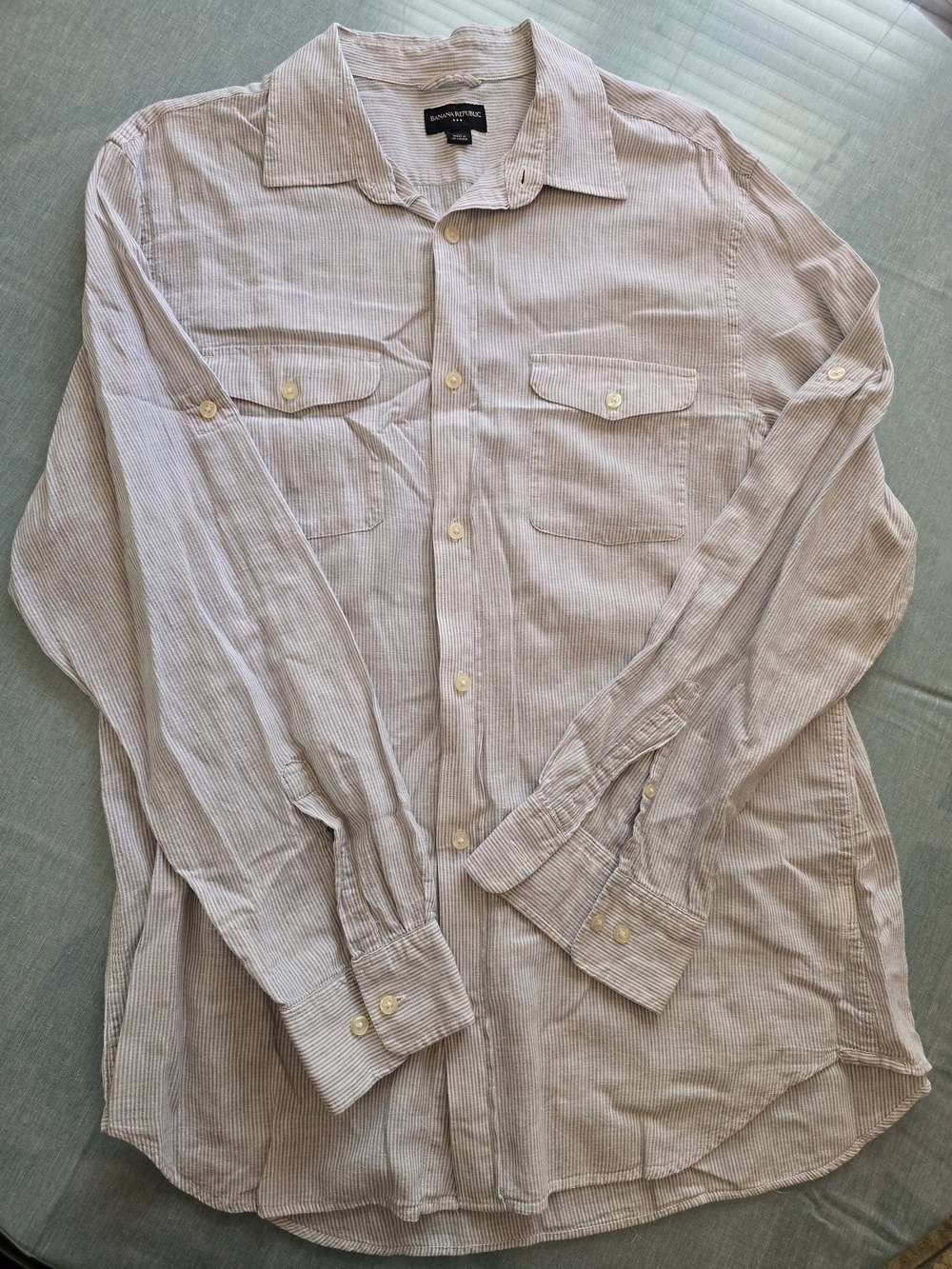Banana Republic Men’s Beige & White Thin-Striped Button Shirt